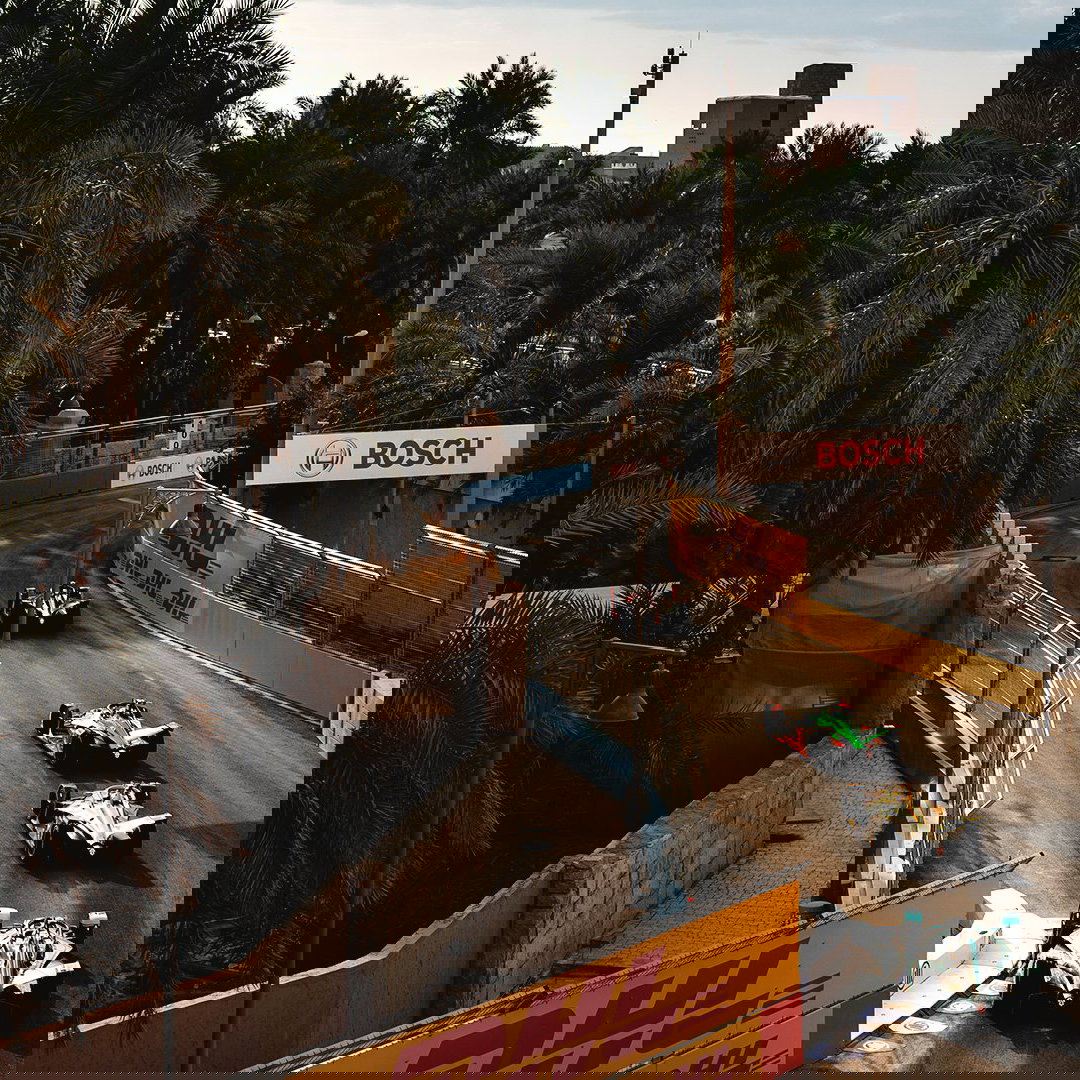 FE Ad Diriyah: da Costa fends off Vergne for first win of Gen2 era