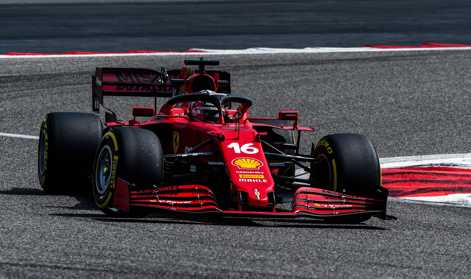 Positif COVID-19, Bos Alfa Romeo Absen Tes Pra-Musim F1