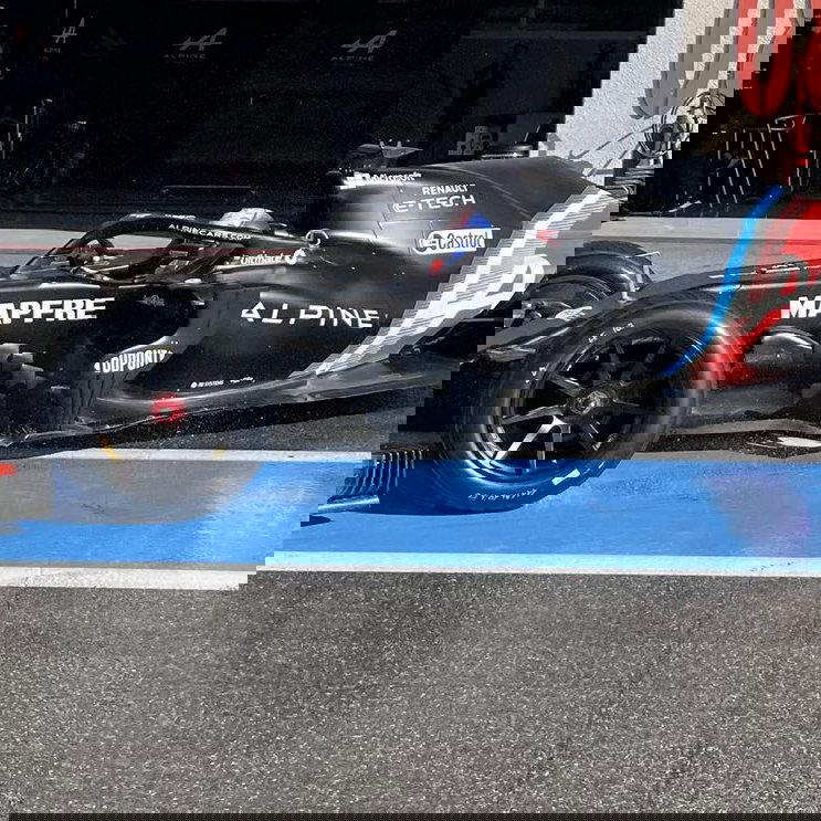 FIA to review F1 helmet design change rule after driver backlash