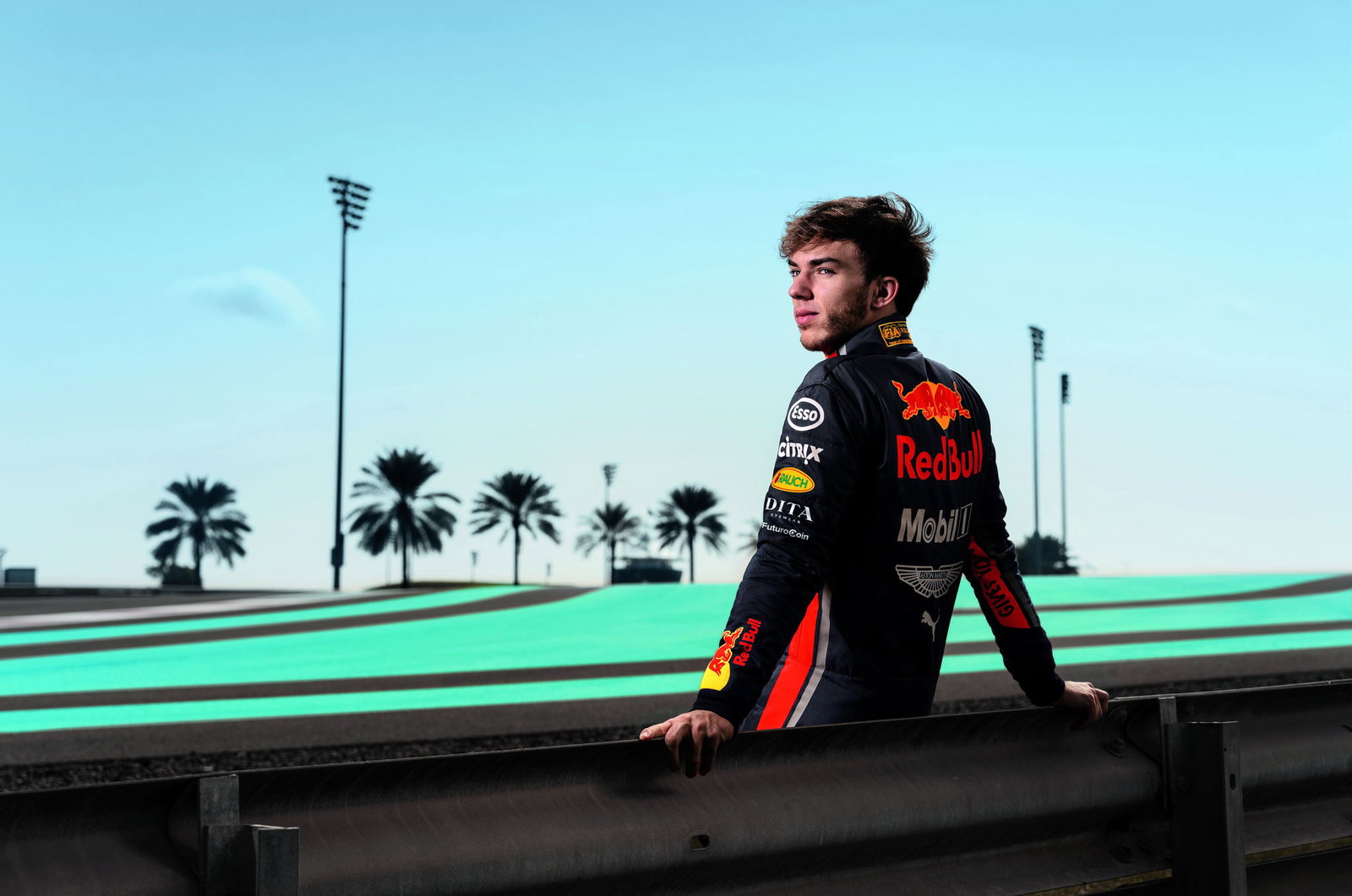 Gossip Formula 1: Verstappen mengungkapkan desain helm 2019