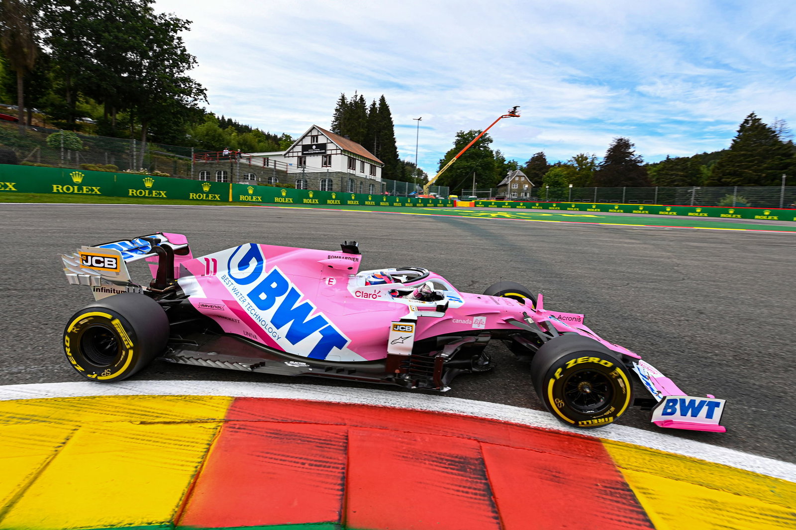 Red Bull 'sedikit lebih cepat' di F1 GP Belgia, kata Hamilton