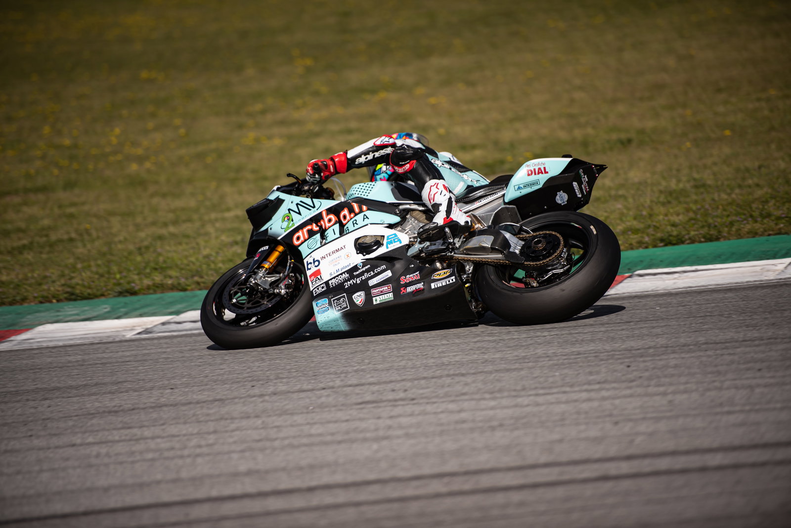 Ducati dan Yamaha Lanjutkan Pengujian dengan Tes WorldSBK Aragon