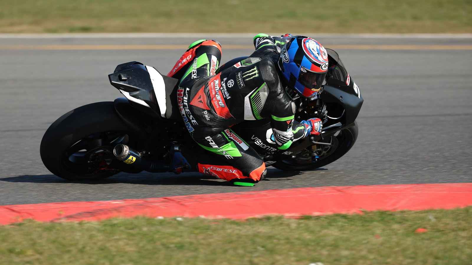 Leon Haslam BSB Kawasaki