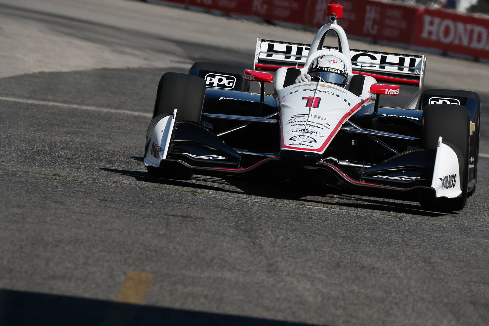 Scott Dixon memperpanjang keunggulan poin IndyCar dengan kemenangan Toronto