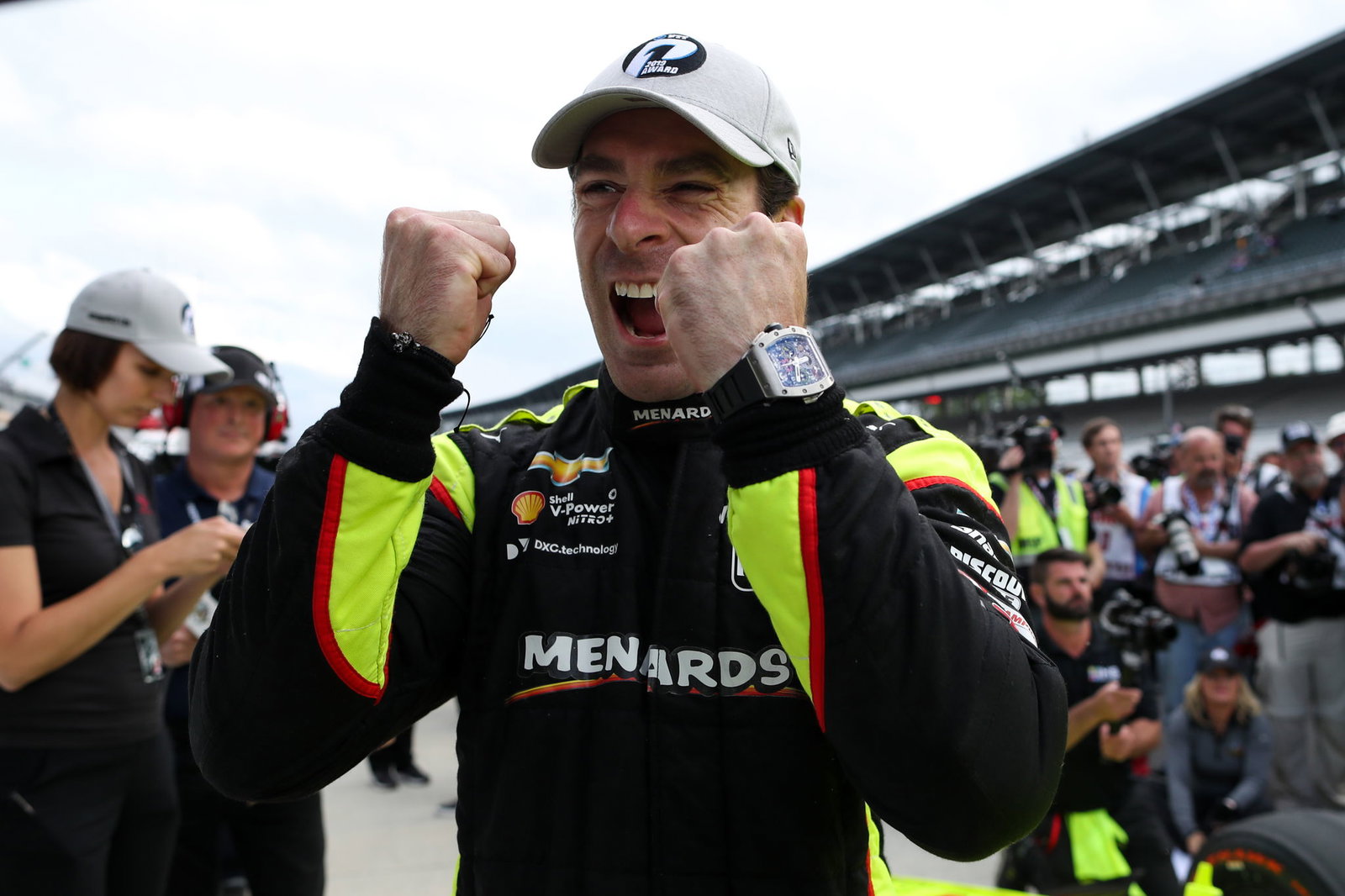 Simon Pagenaud mengklaim tonggak karir Indy 500 pole