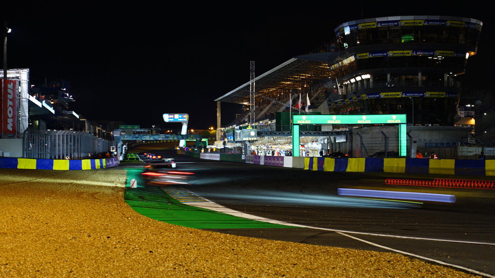 Le Mans 24 Hours at night [credit: Andrew Hartley]