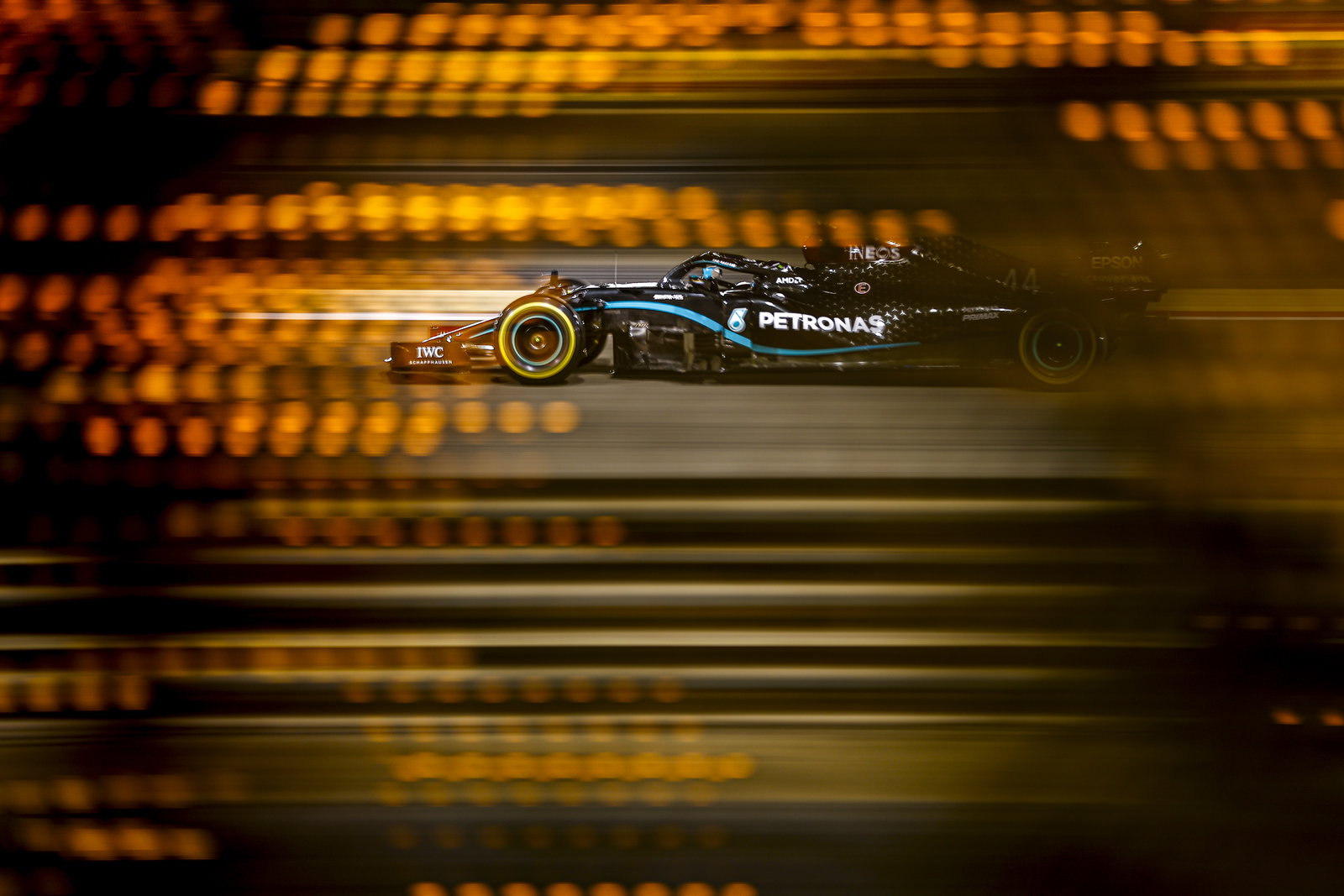 Mengapa Mercedes tidak mau menerima ide konvergensi mesin F1 yang 'menghina' dari Ferrari