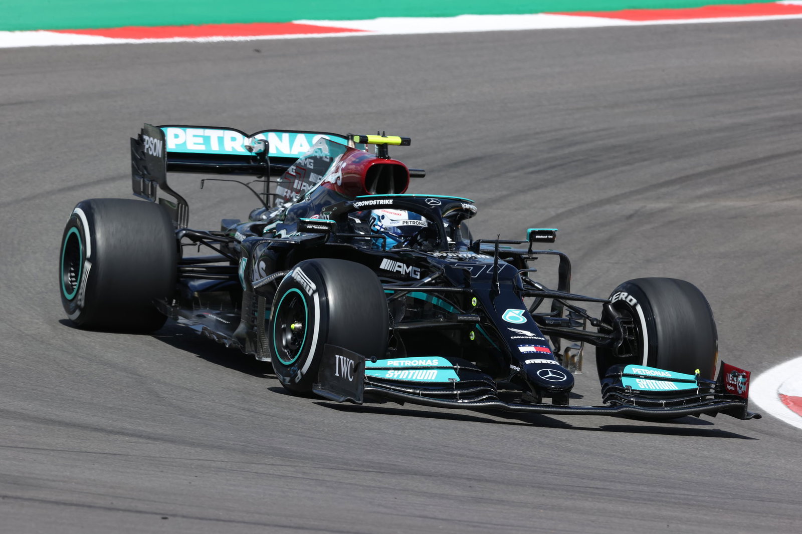 Hamilton and Verstappen trust each other to keep racing clean in F1 title battle