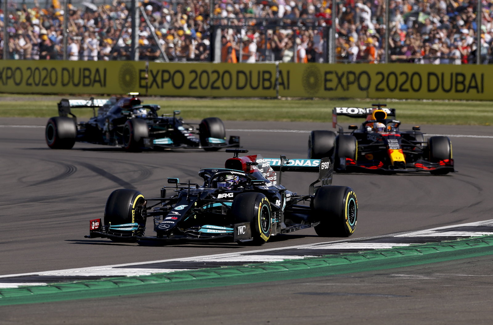 Lewis Hamilton thinks two-day weekend would work better for F1 sprint format