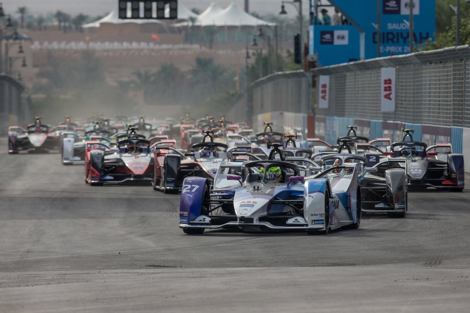 Alexander Sims goes lights-to-flag for dominant Diriyah Formula E win