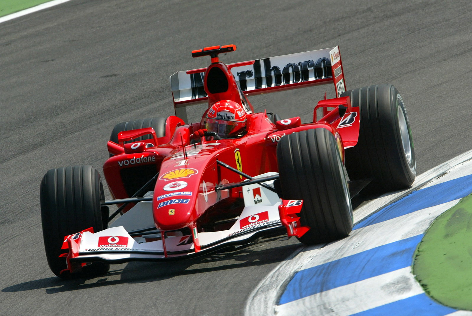 Mercedes: Ferrari running ‘risky’ strategy with Leclerc in Austria