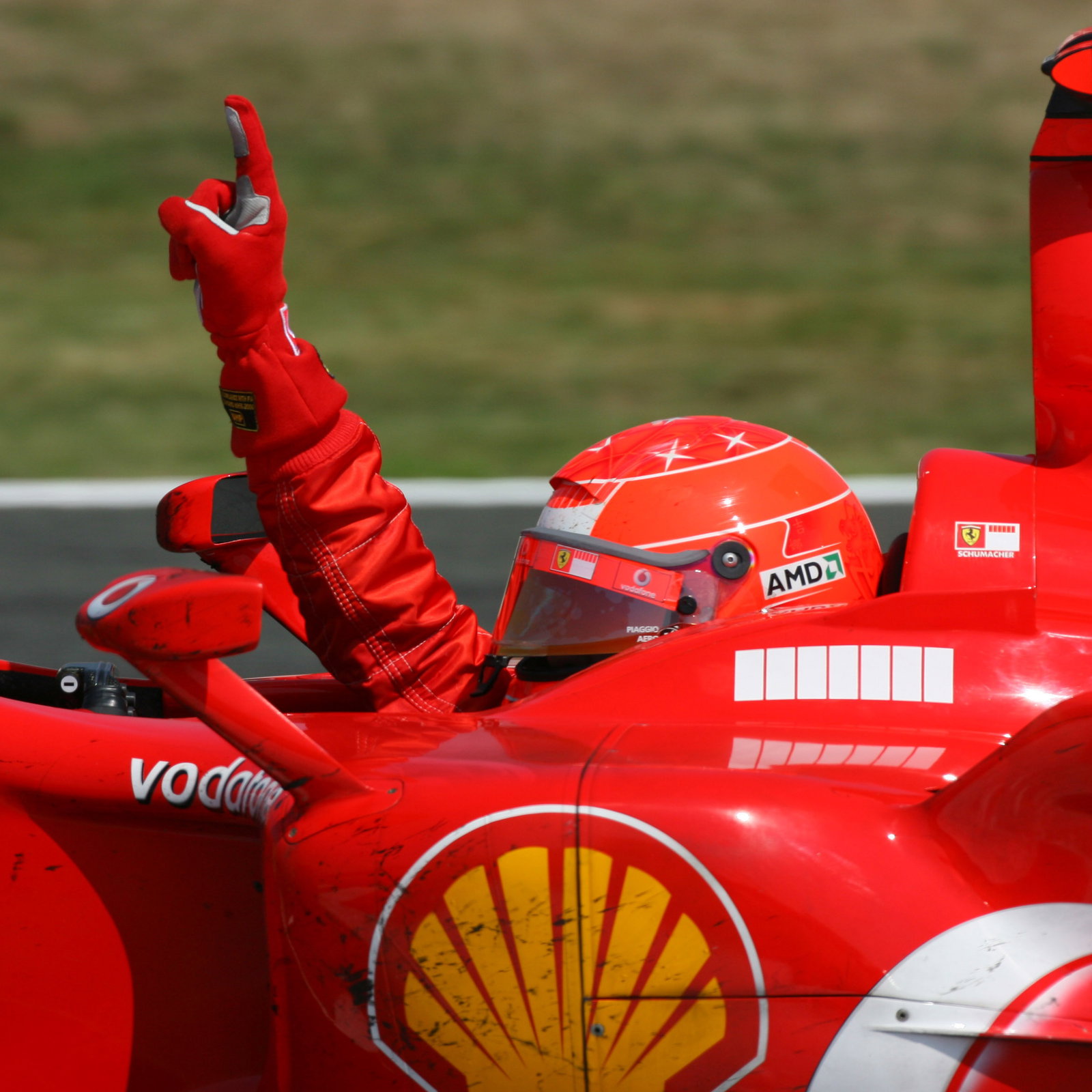 Juan Manuel Fangio’s F1 helmet to be auctioned for charity in Monaco