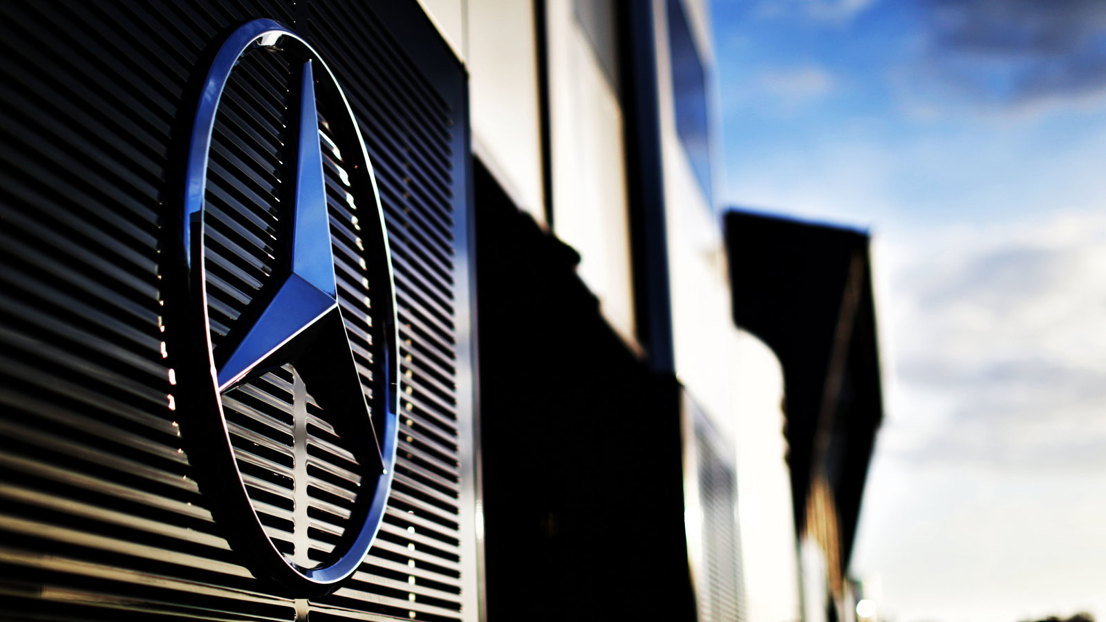 Mercedes badge, logo,