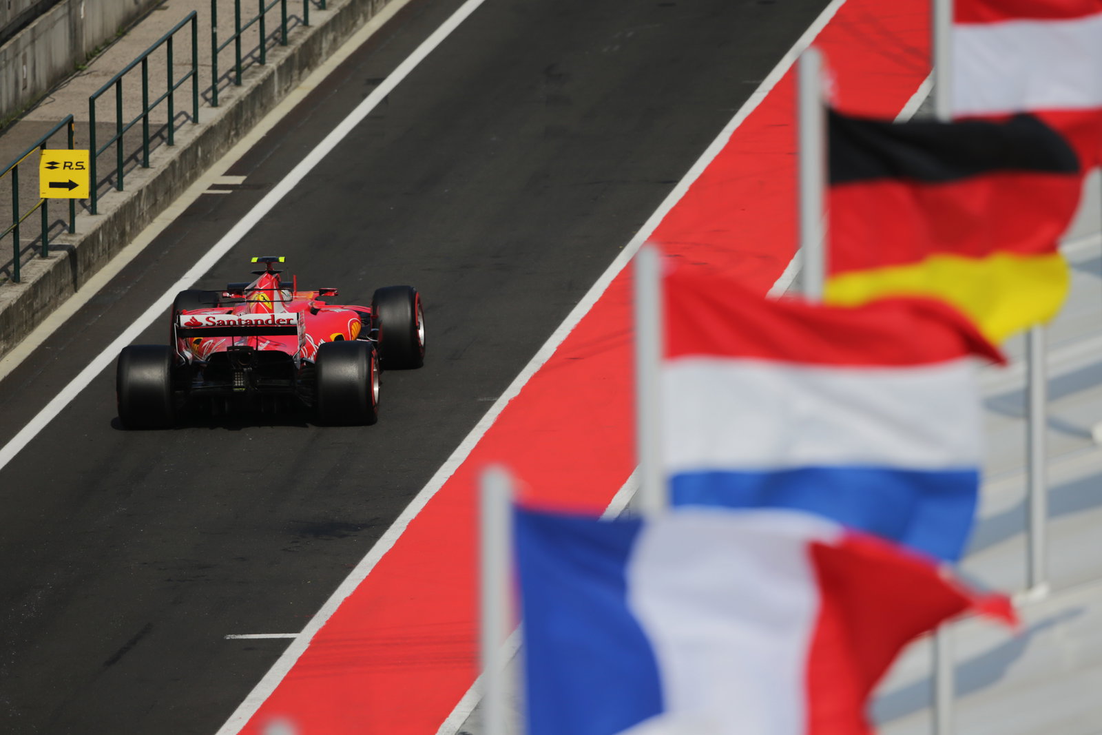 F1 hopeful Leclerc opens up over loss of father, Bianchi