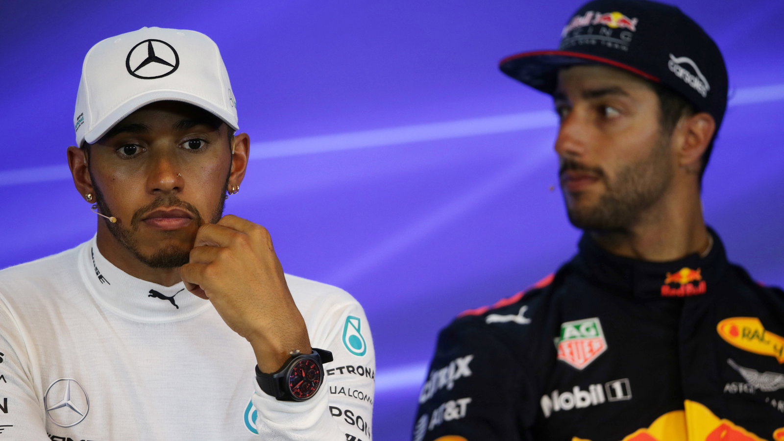 Daniel Ricciardo, Lewis Hamilton,