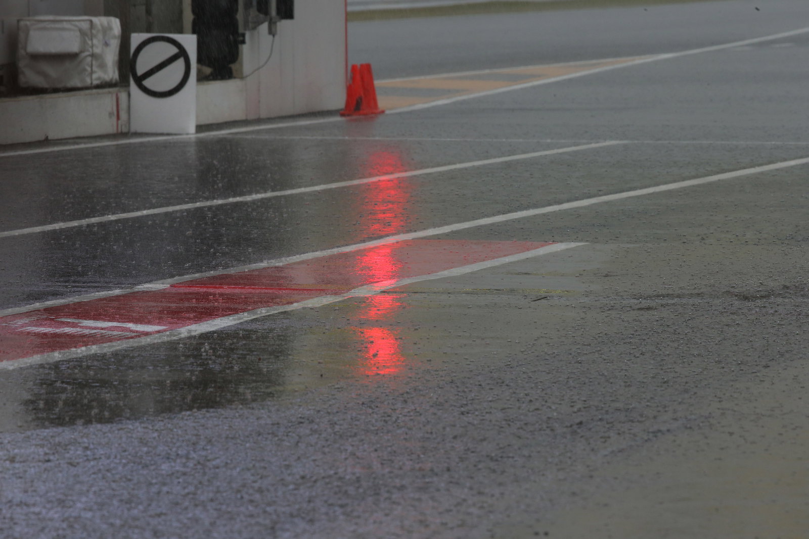 Leclerc: Perintah tim Ferrari 