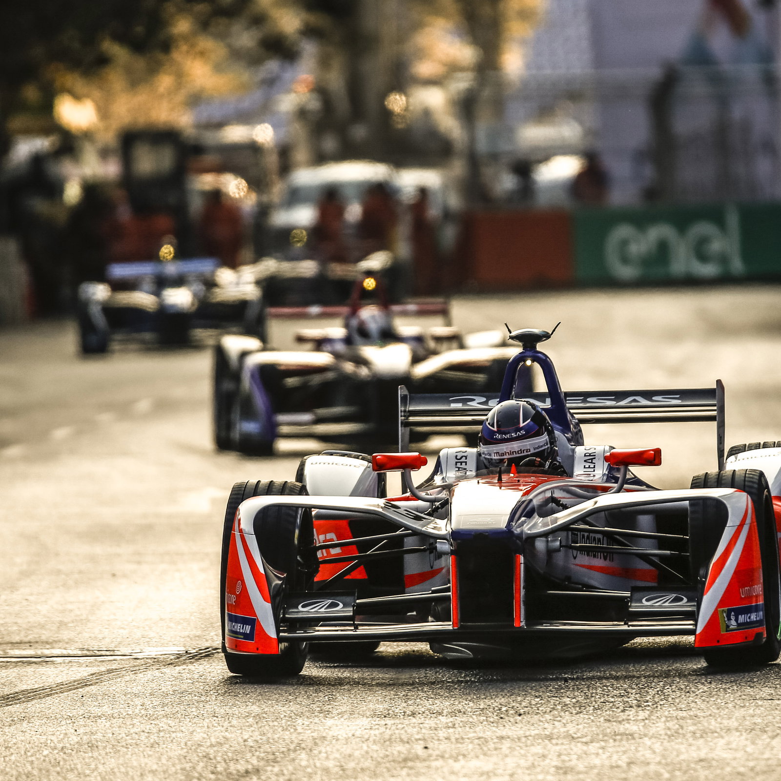 How do you drive a Formula E car?