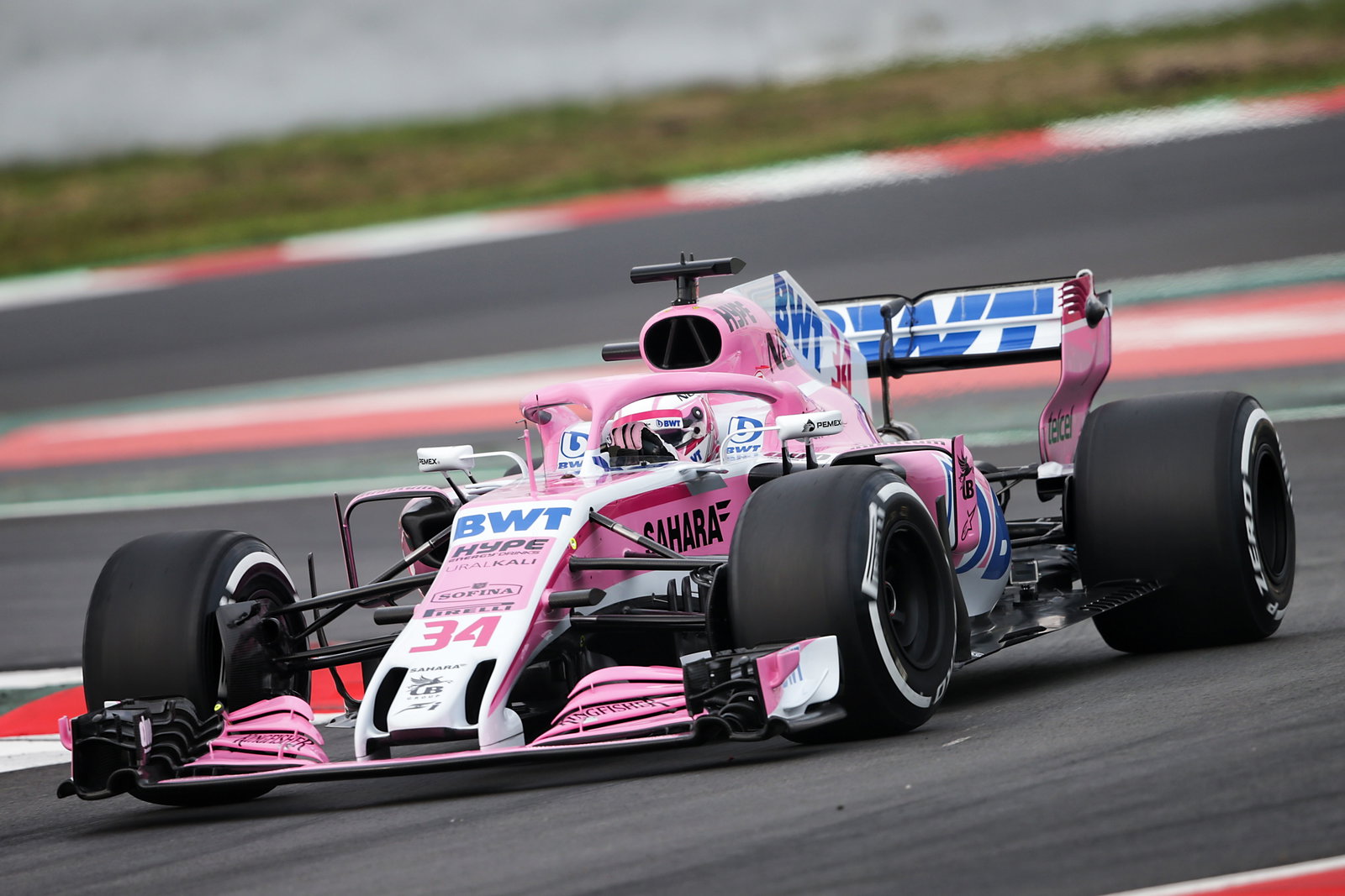 McLaren confirms cause of early Alonso F1 test crash