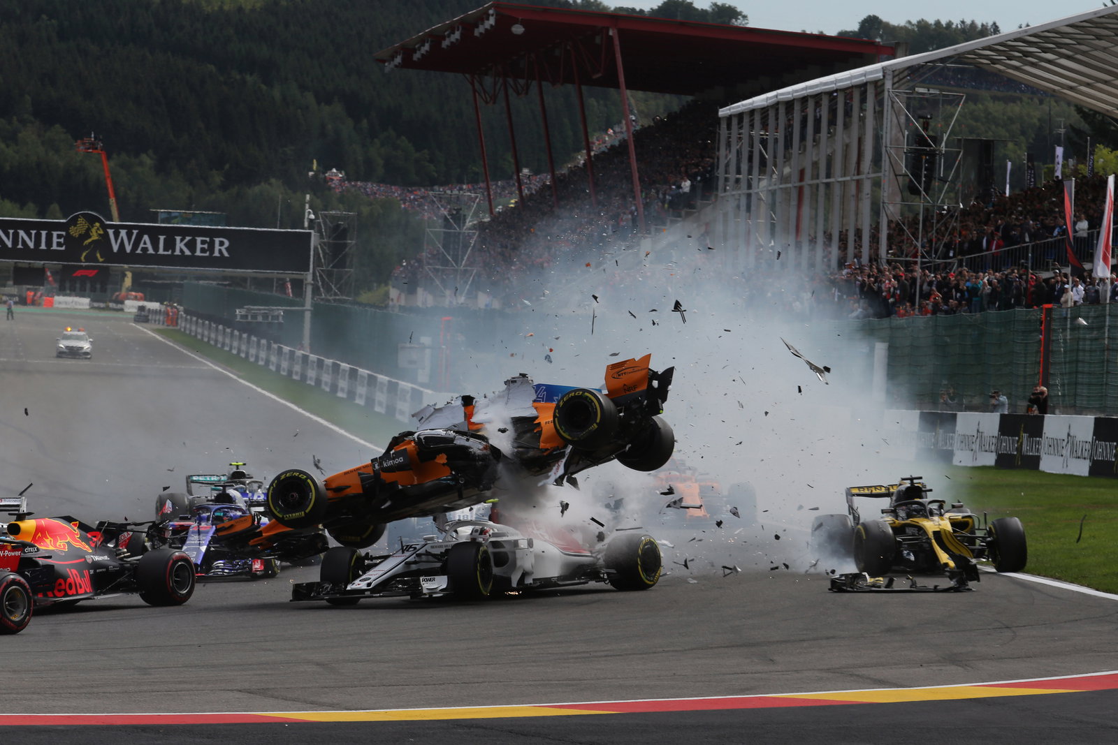 Max Verstappen: ‘Never my intention’ to put Renault down in 2018