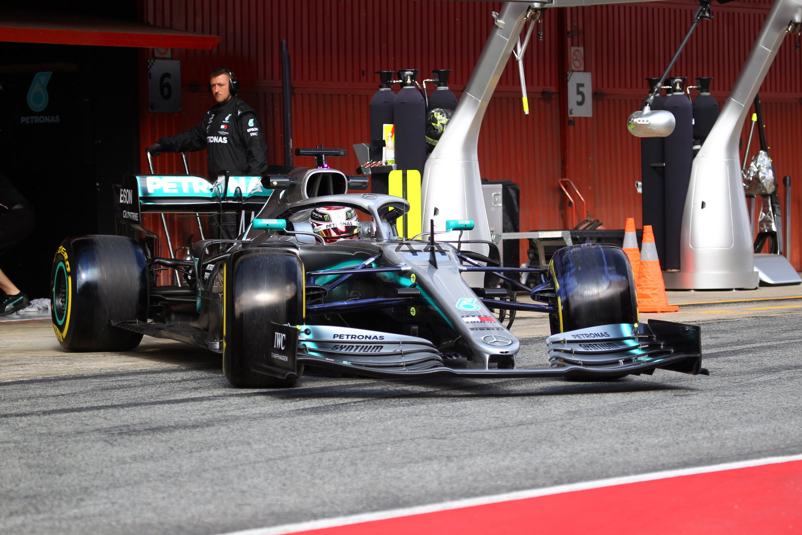 Aston Martin becomes new partner for BRDC young driver award