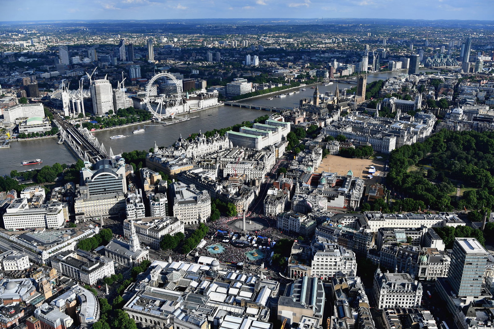 Eddie Jordan Mengecam Kritik Pedas Wolff ke Mercedes