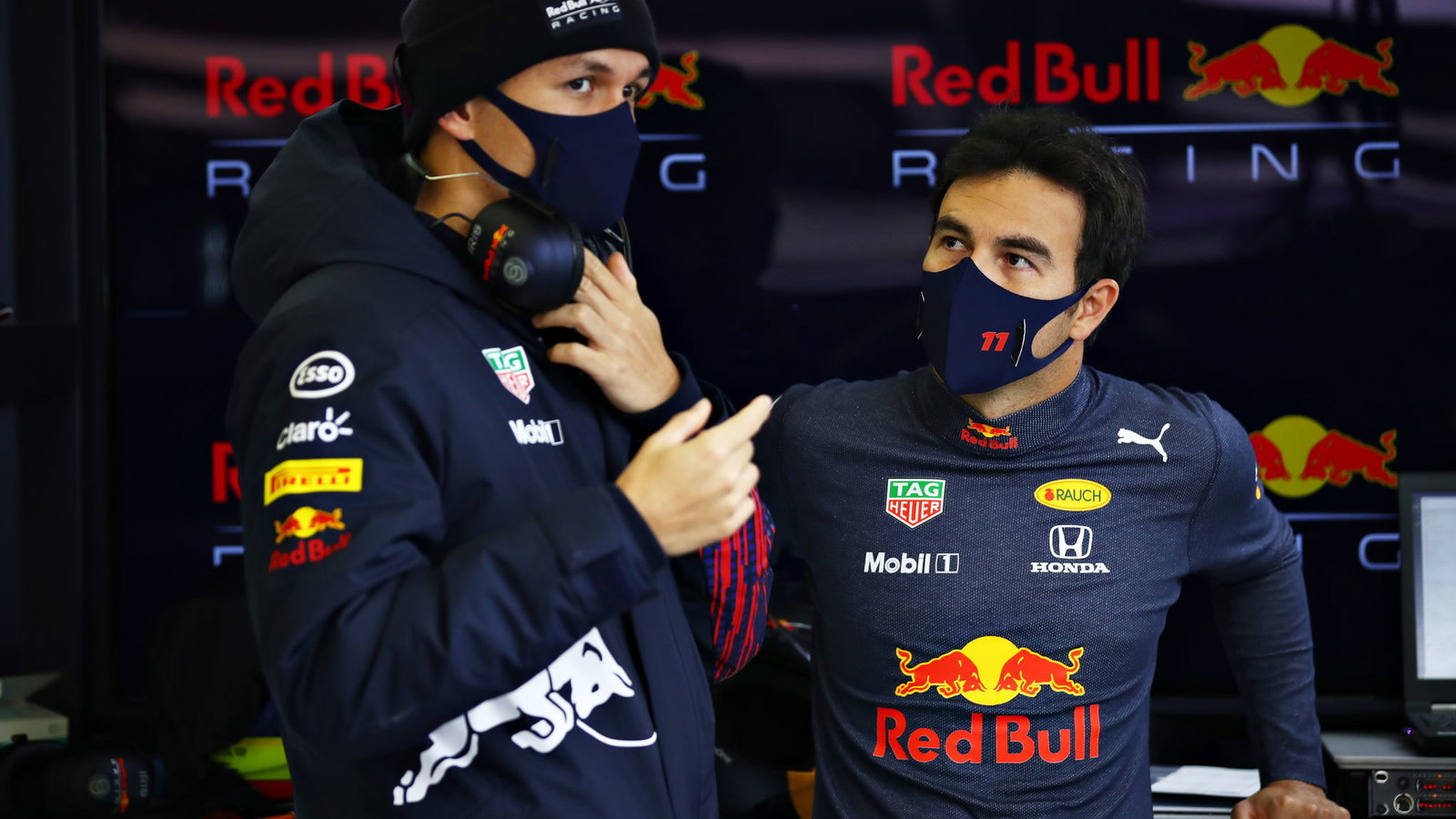 Sergio Perez Sanjung Keterbukaan Albon Sebagai Pembalap Cadangan