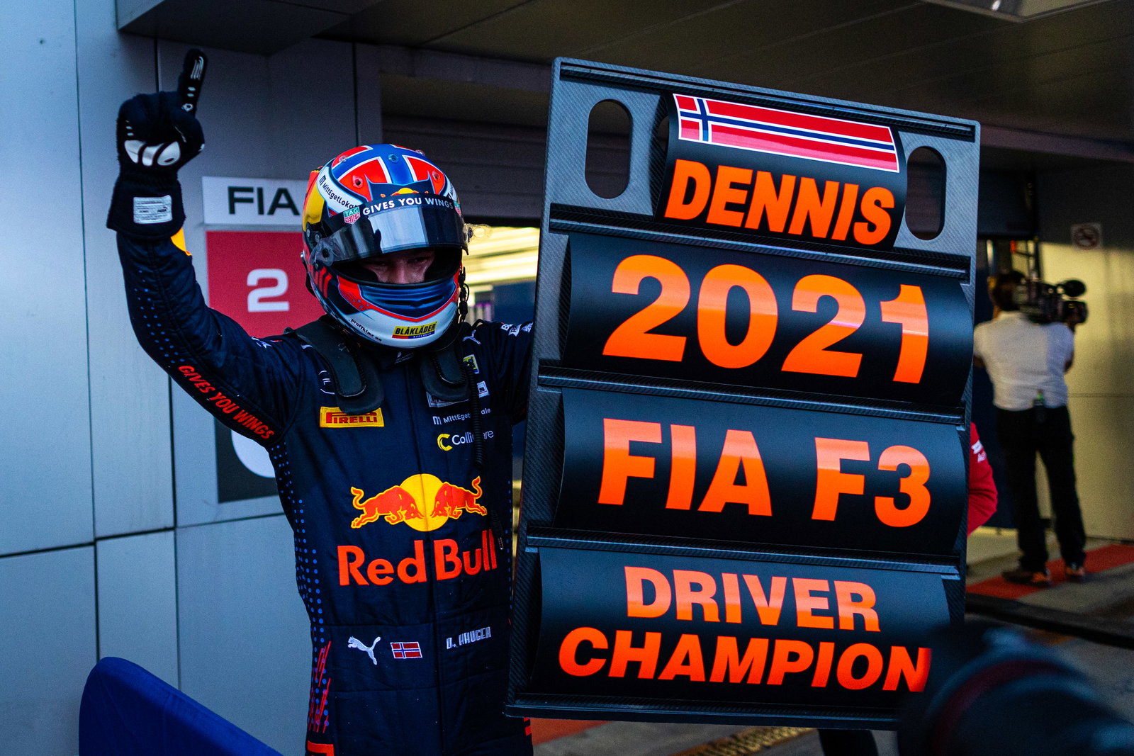 Jake Hughes to race for Van Amersfoort Racing in F2 2022