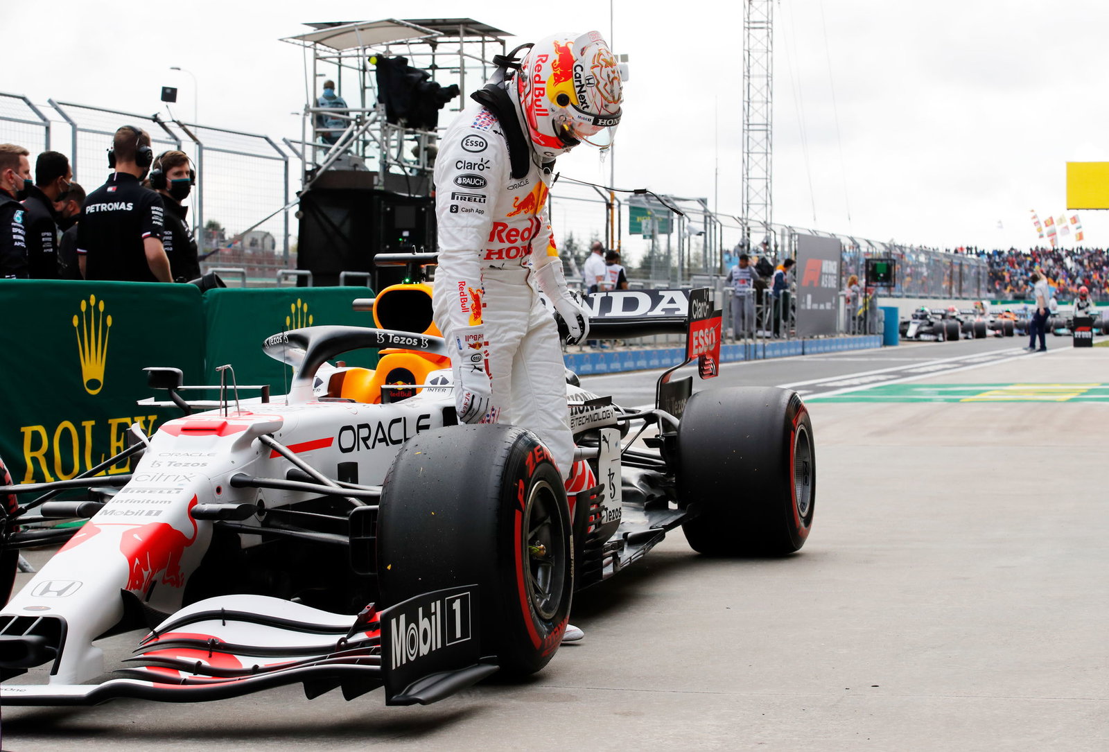 Daniel Ricciardo drops to back of Turkish GP grid after F1 engine change