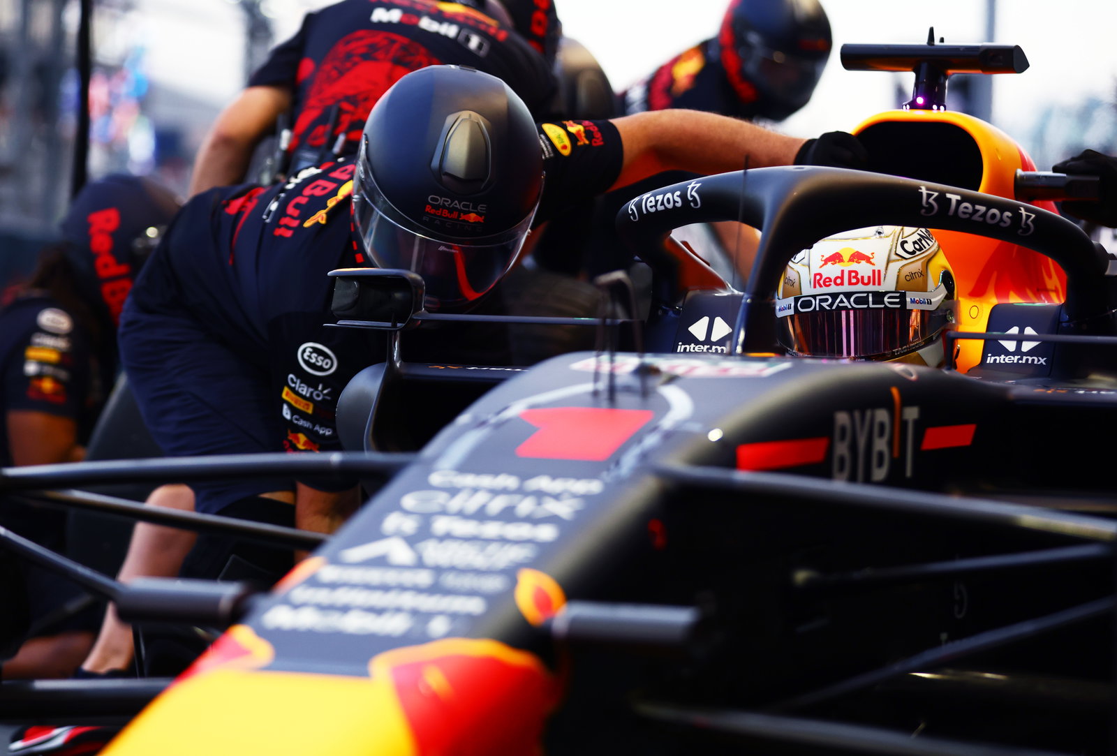 F1 Singapore GP: Lewis Hamilton pips Max Verstappen to top practice for first time in 2022