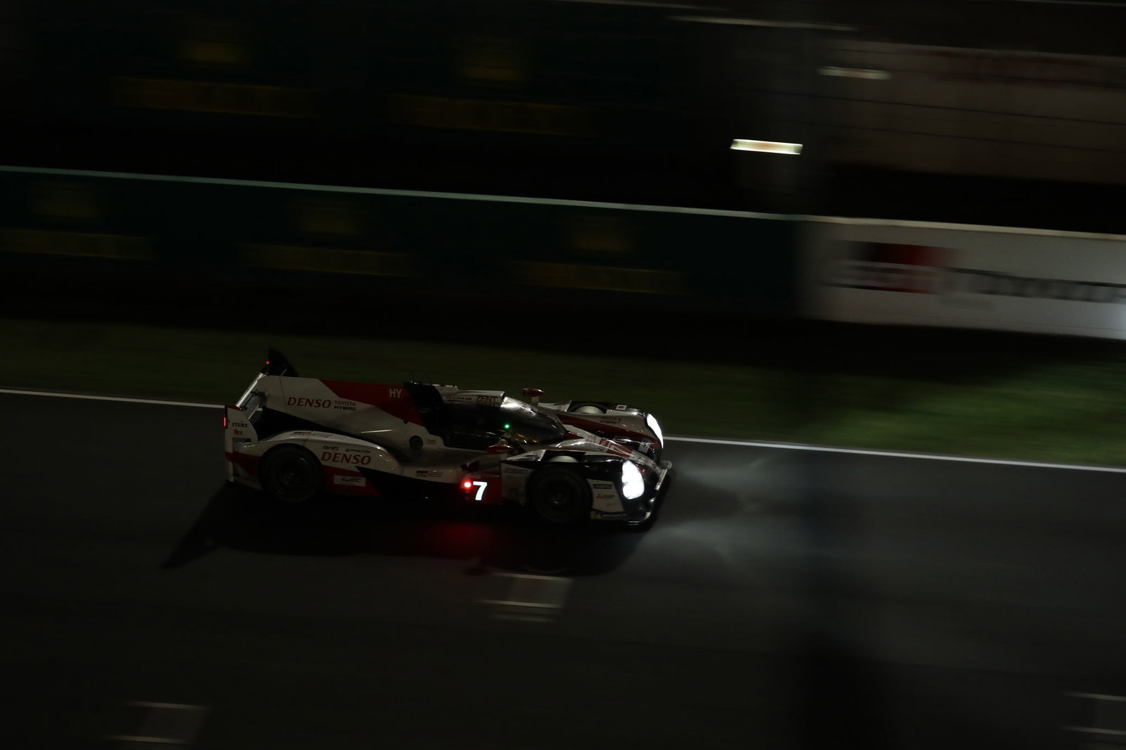 24 Hours of Le Mans - Hour 14 Results
