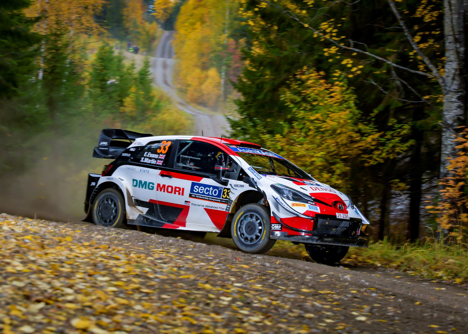 In-form Evans moves into the lead at Rally Finland