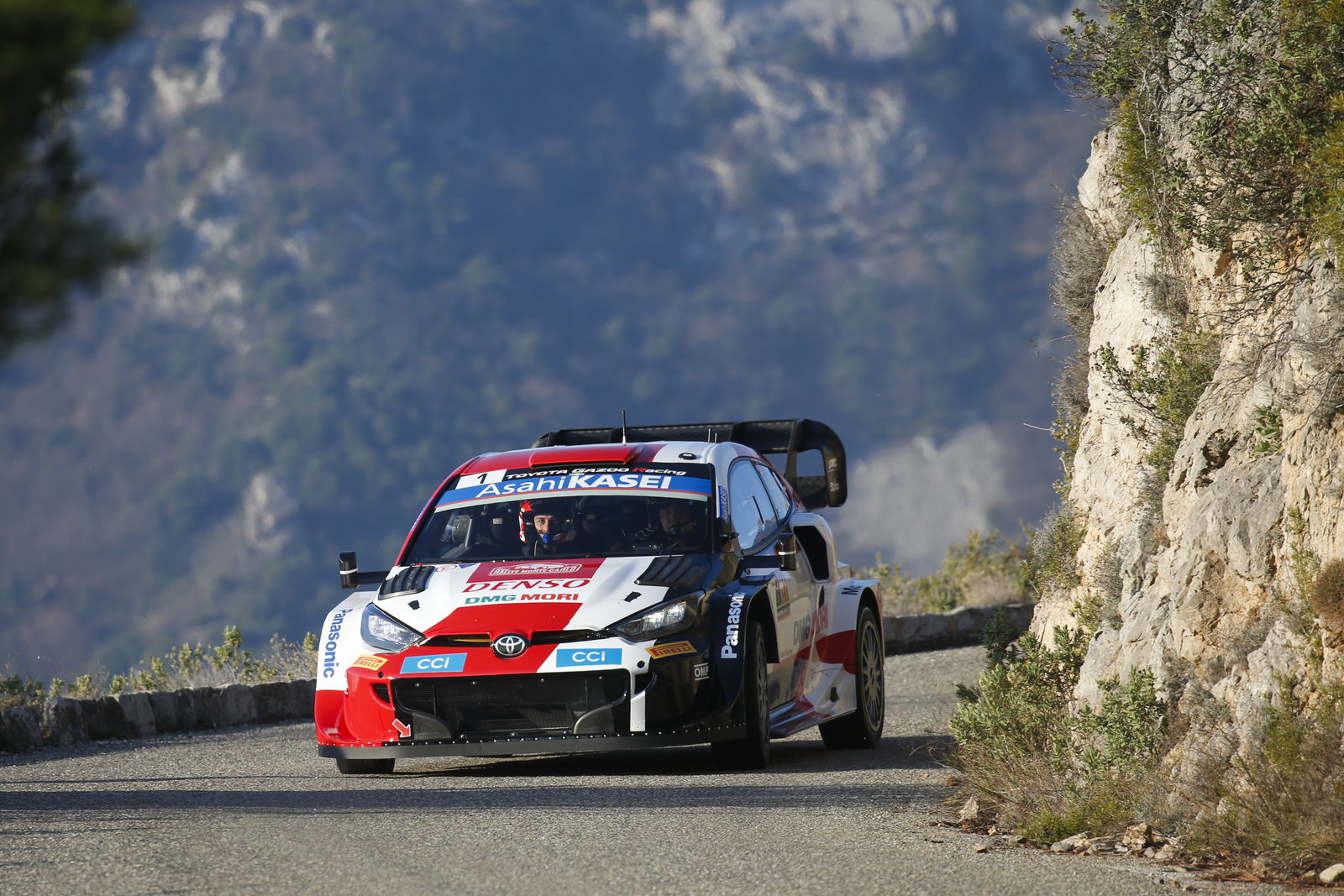 Loeb is overnight leader at Monte Carlo WRC opener