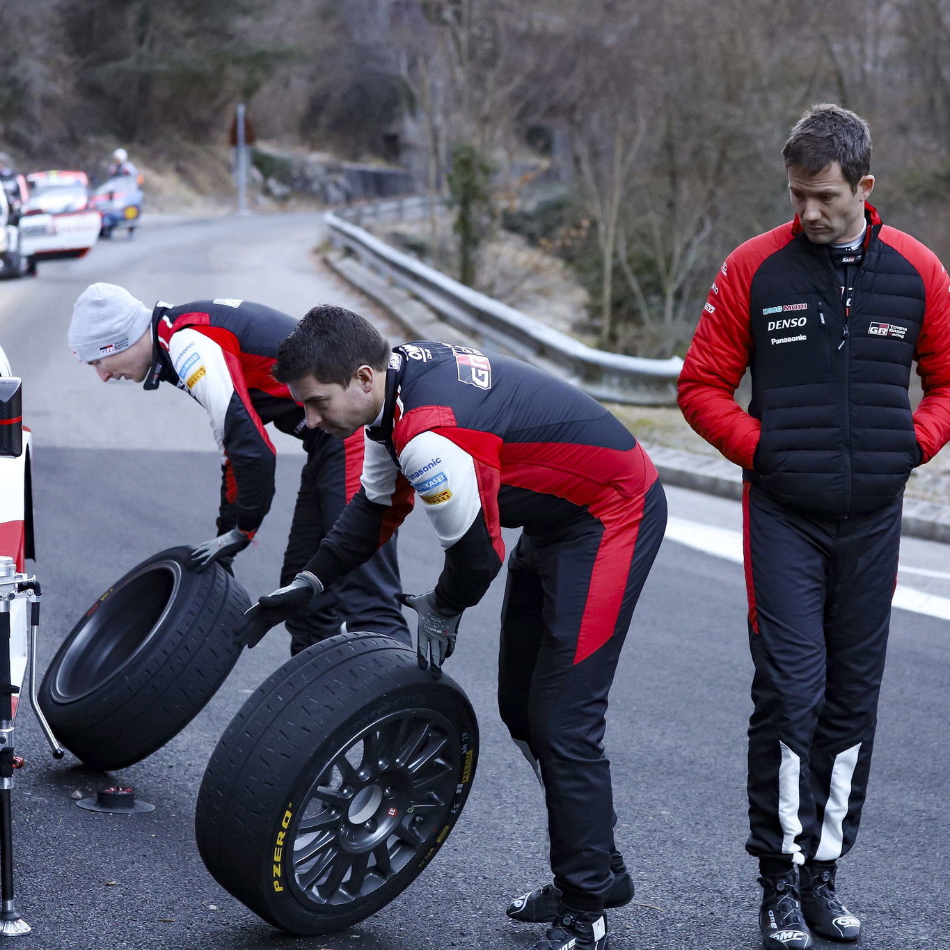 Wheel comes off Natalie's MG Monte bid.