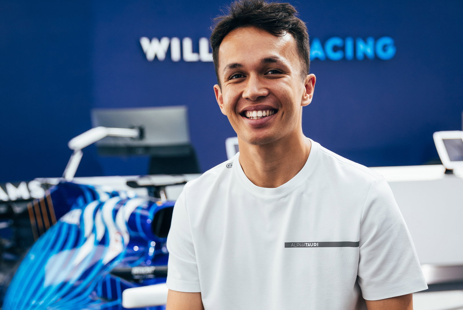 RESMI: Williams Menduetkan Latifi dengan Albon untuk Musim 2022