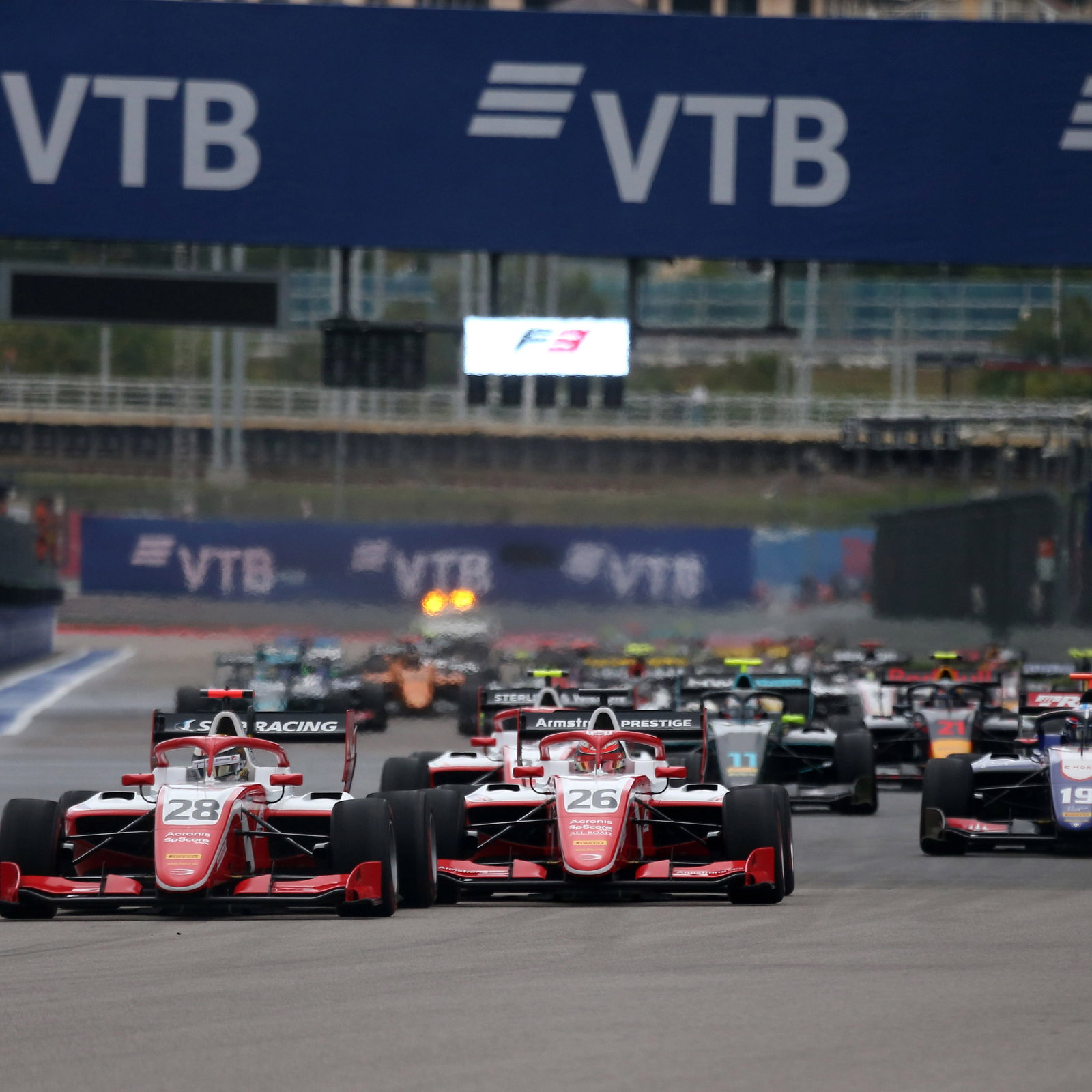 Leclerc resists Sargeant to win opening Zandvoort F3 sprint race