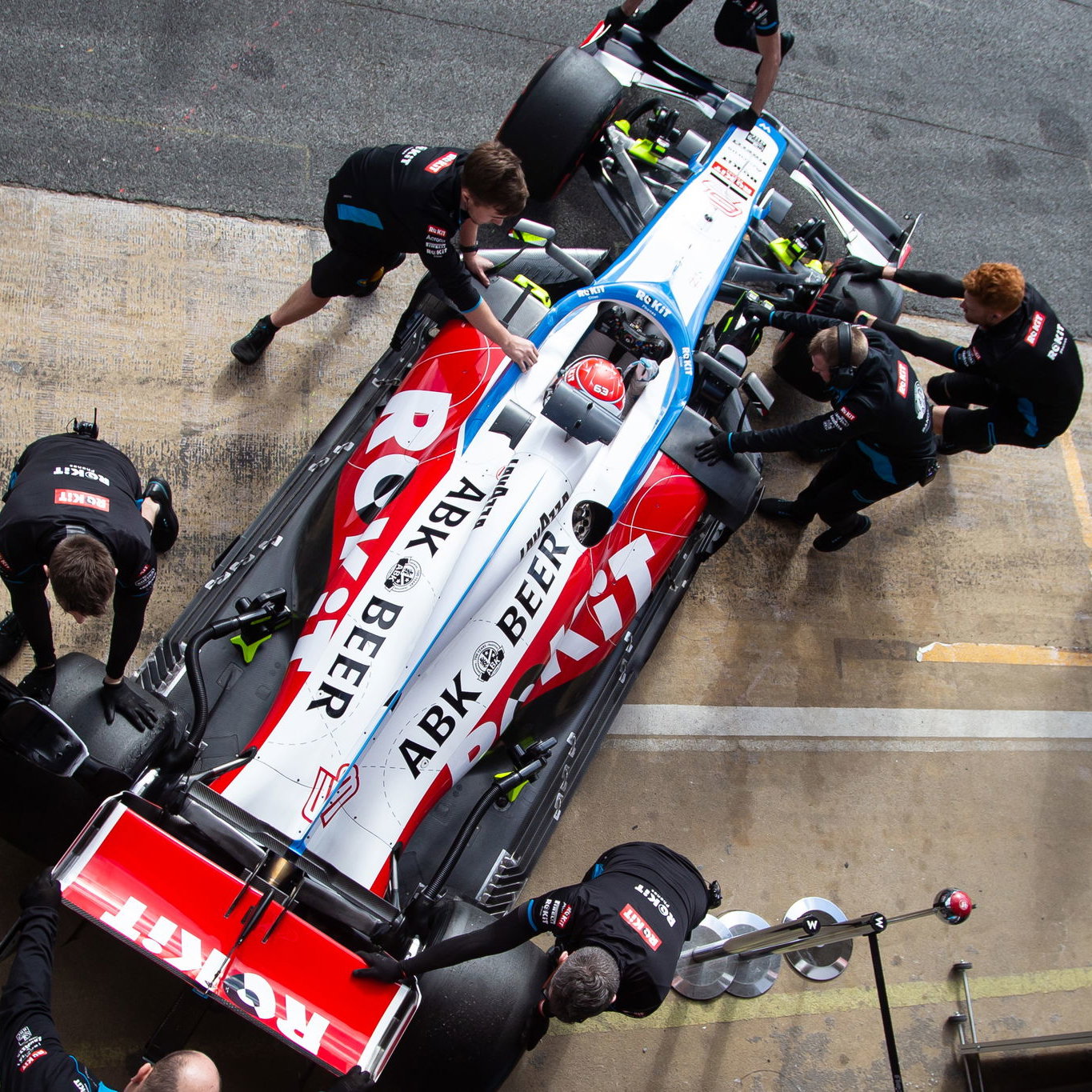 Claire Williams picks up OBE at Buckingham Palace