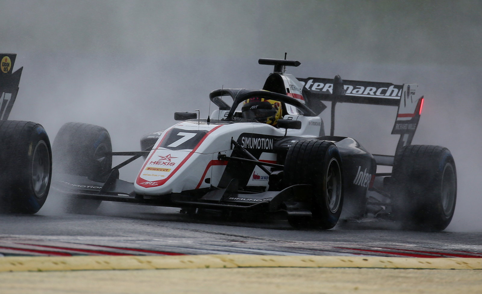 Vesti holds on before rain stops play in Austria