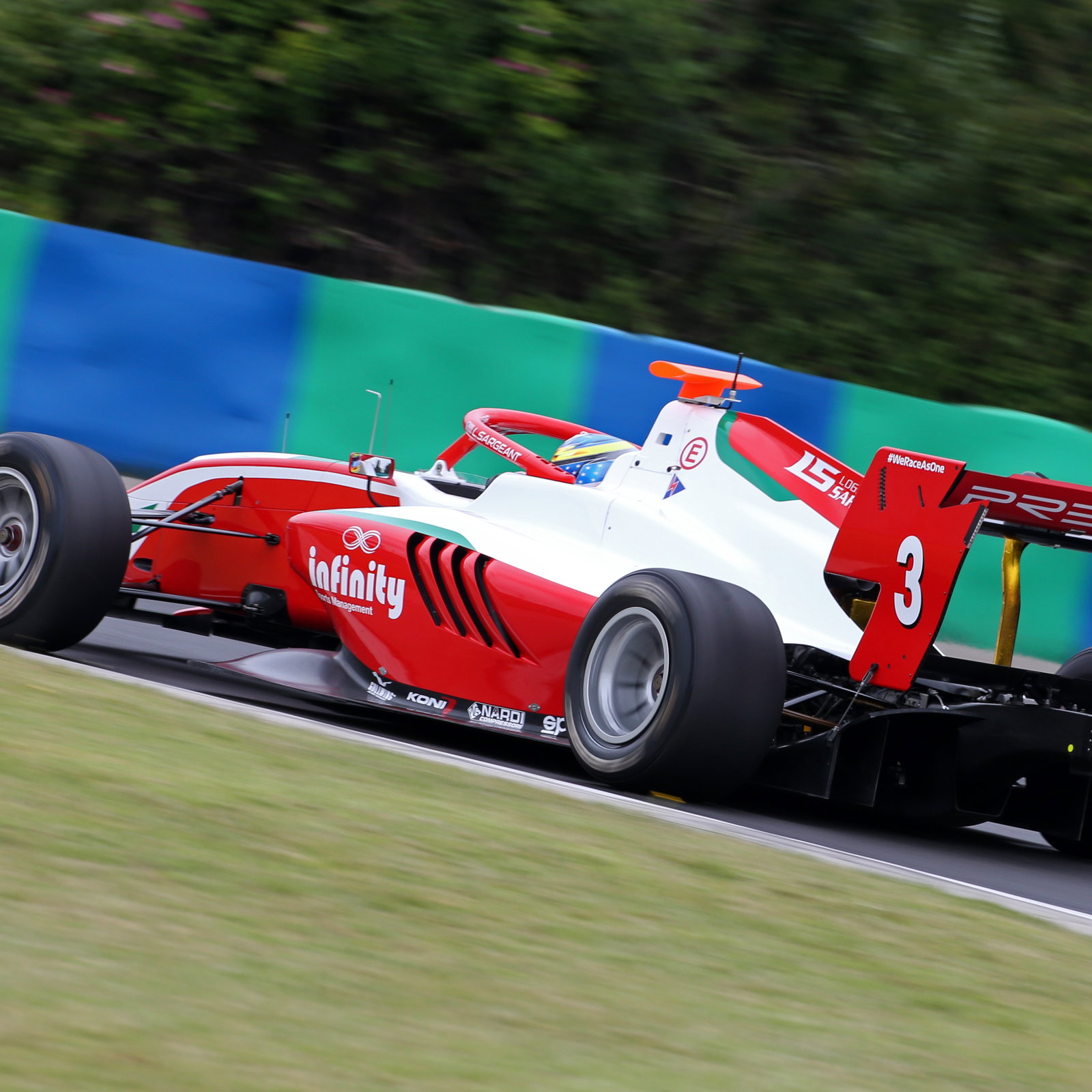 Smolyar wins Formula 3 thriller in first sprint race at Paul Ricard 