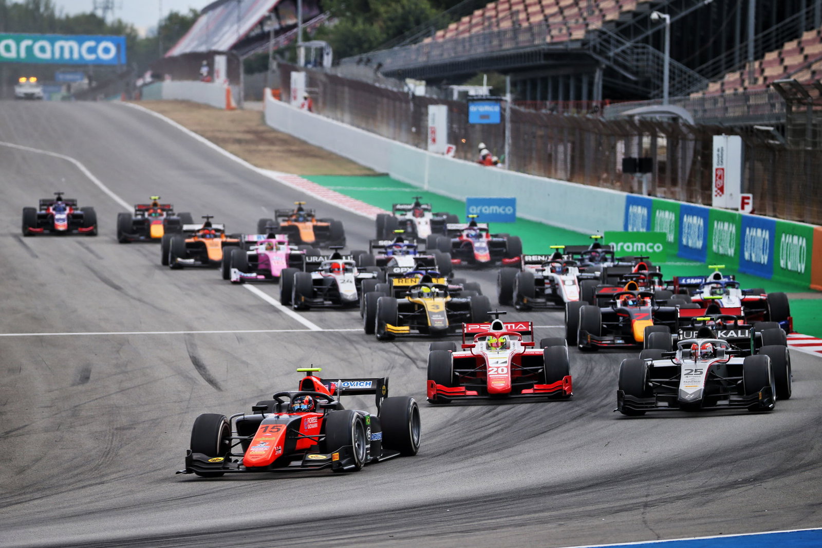 F2 permanently retires number 19 in tribute to Anthoine Hubert