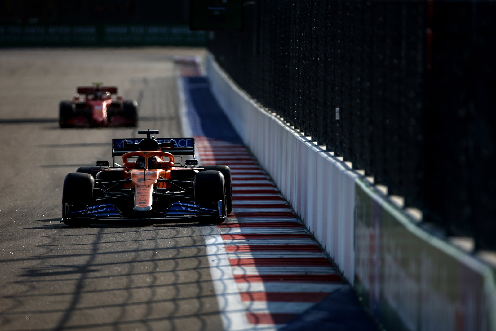 Red Bull 'mengetahui' opsi lain tetapi berniat mempertahankan Alex Albon untuk F1 2021