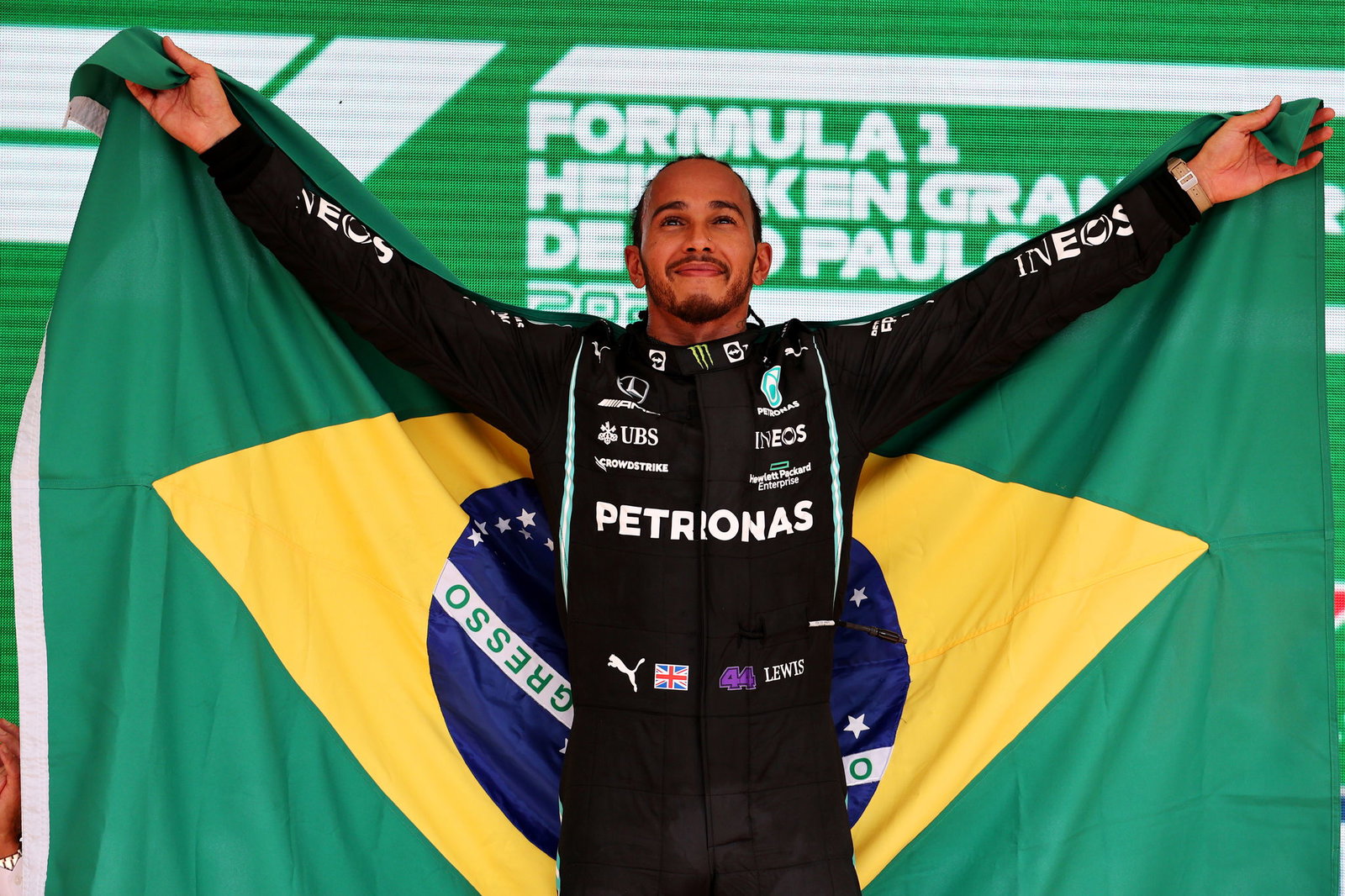 Hamilton can win Brazil GP with “mind-boggling” straight-line speed - Horner