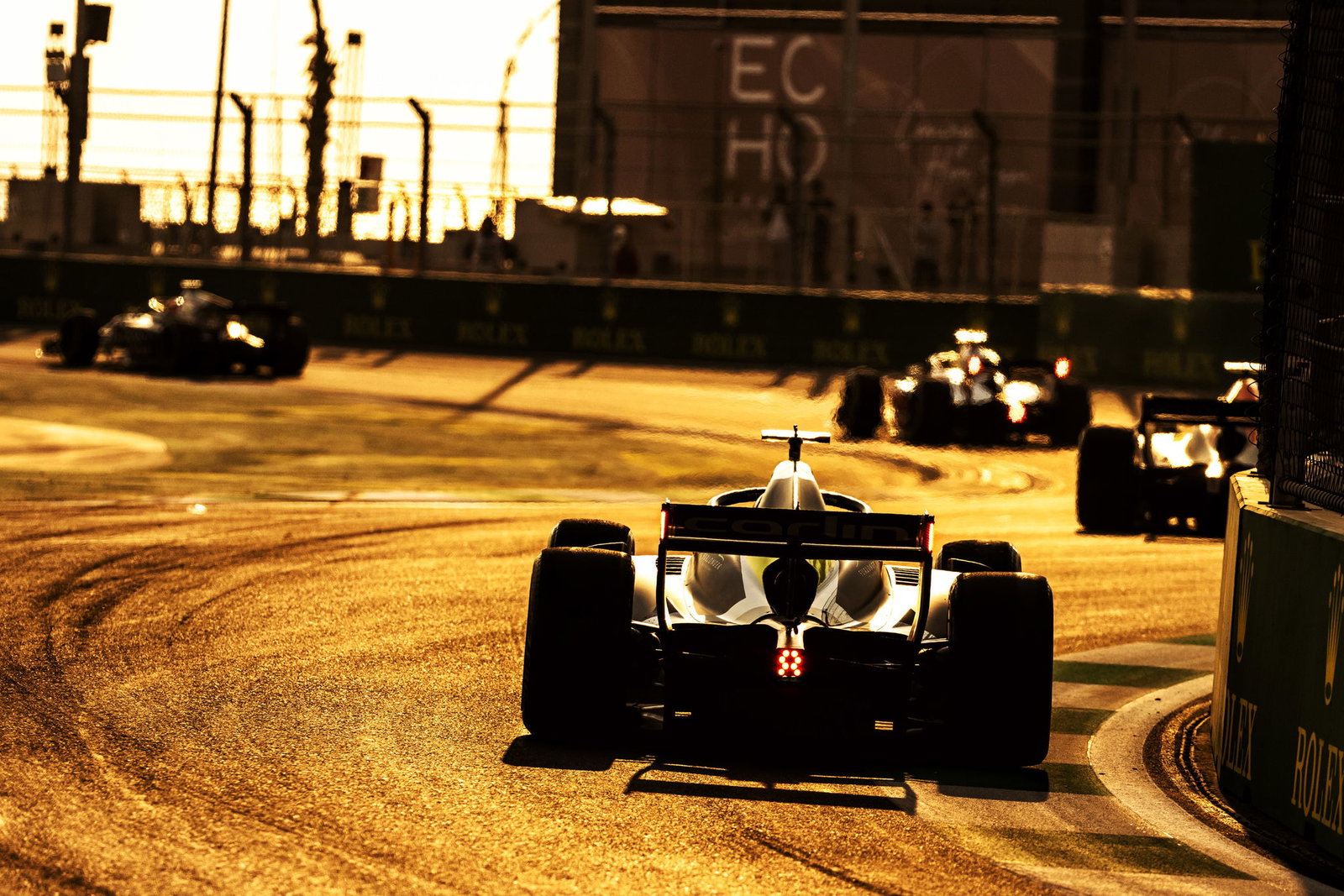 Menangi Sprint Race 2 F2 Arab Saudi, Piastri Makin Dekat ke Gelar