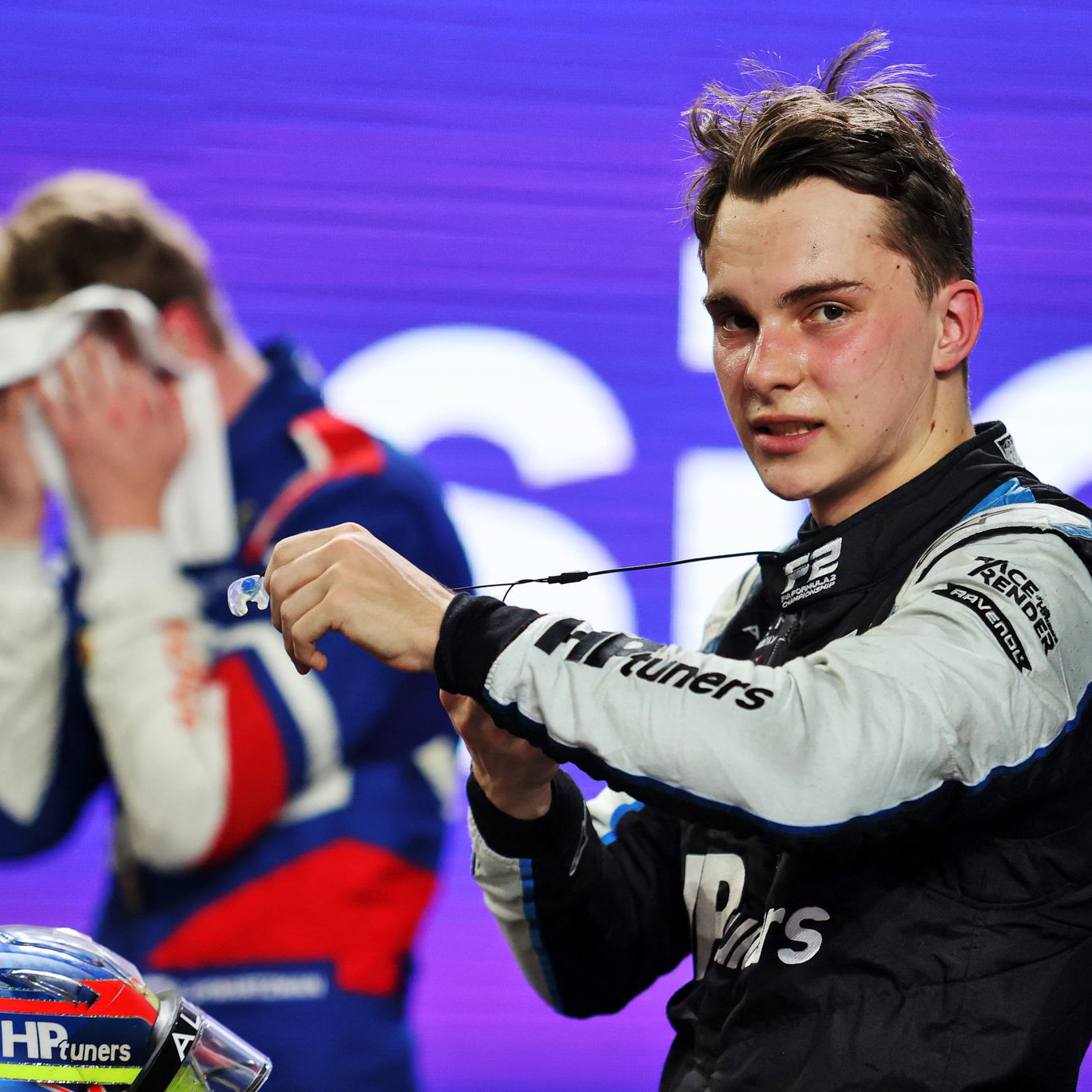 Piastri extends F2 points lead with comfortable Sochi feature race win