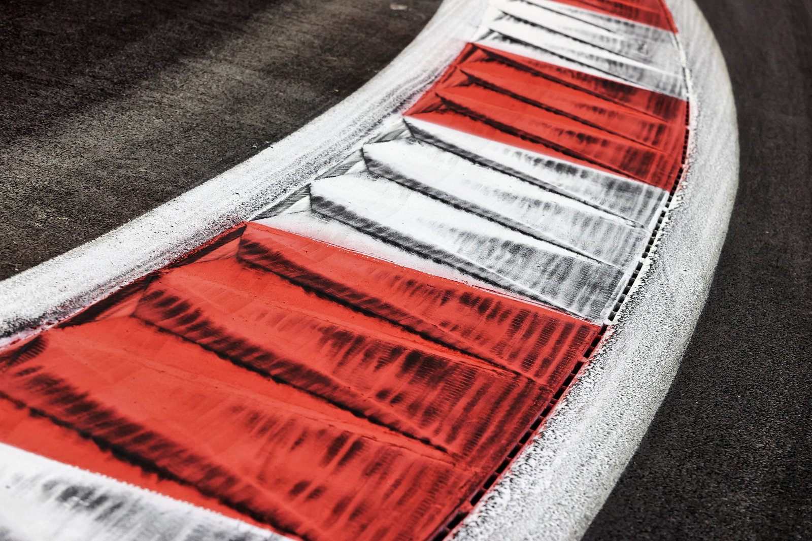 Lewis Hamilton tampil dalam video musik Stormzy