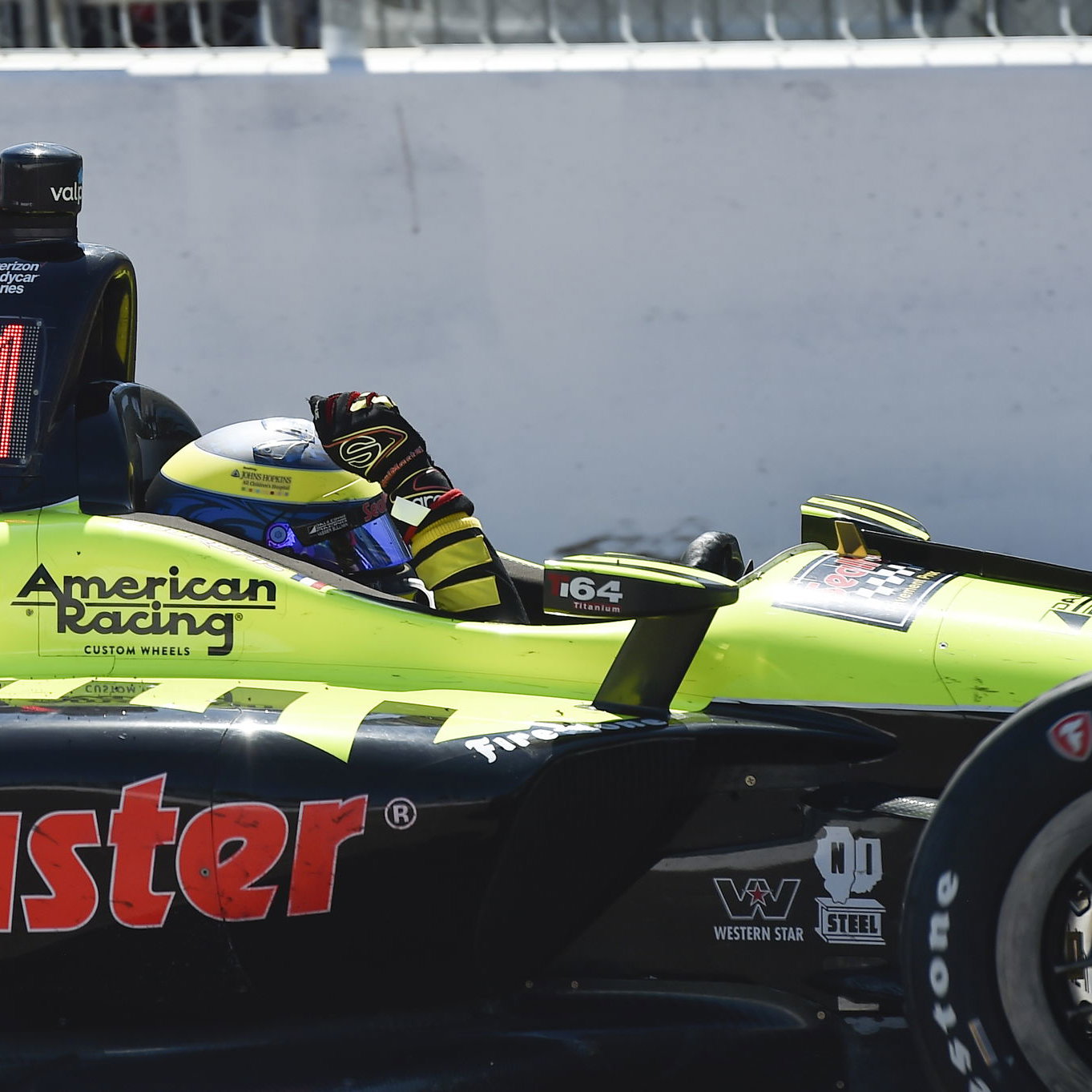 Briscoe pips Power after Bourdais crashes out