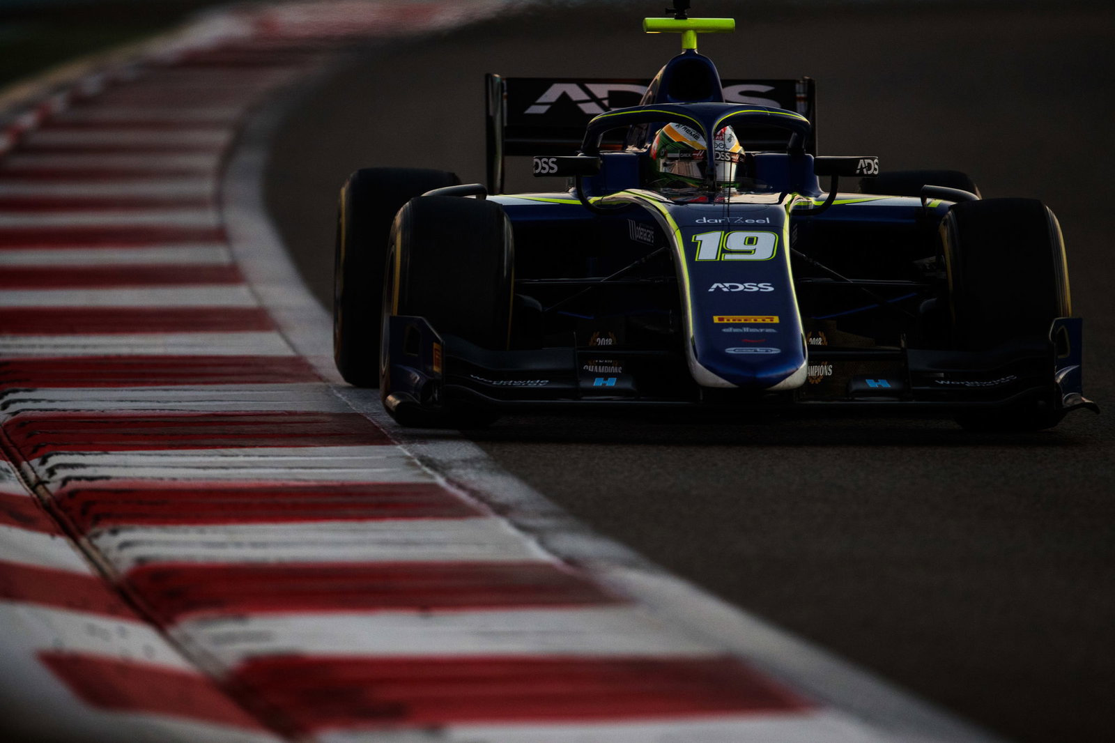 Juara GP3 Hubert termasuk dalam daftar tes F2 Abu Dhabi