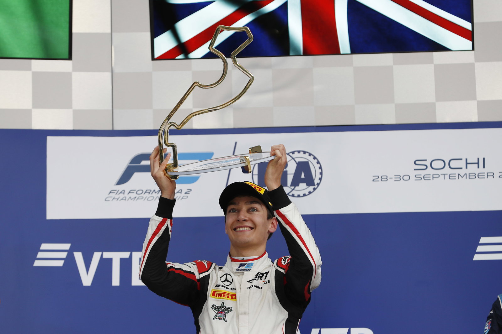 Toto Wolff: Mercedes-Ferrari F1 battle closer than it has looked