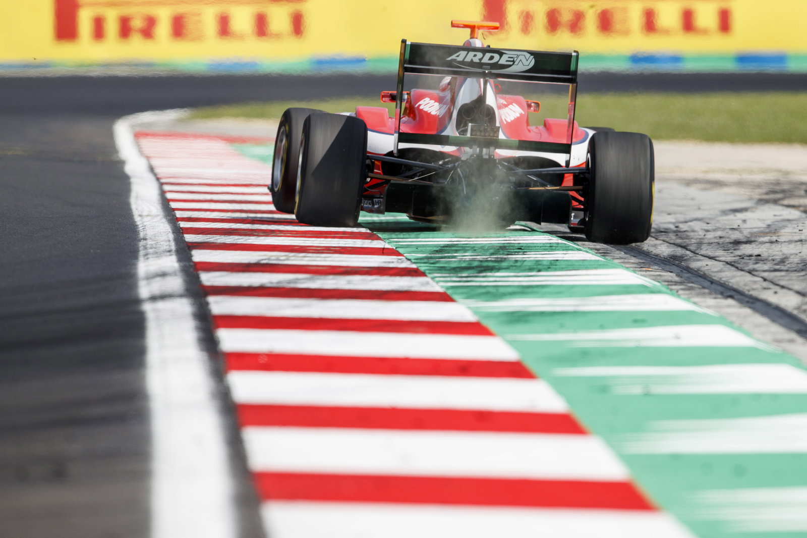 Trident’s Beckmann claims first-ever GP3 pole at Spa