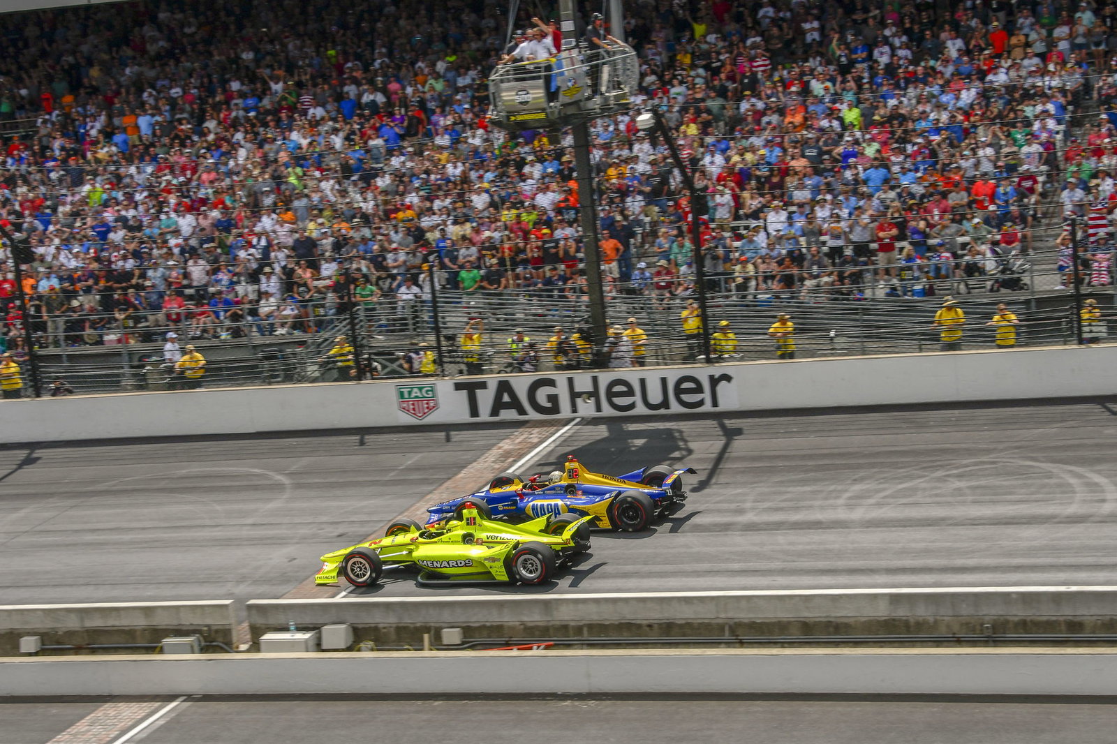 Simon Pagenaud denies Alexander Rossi in thrilling Indy 500