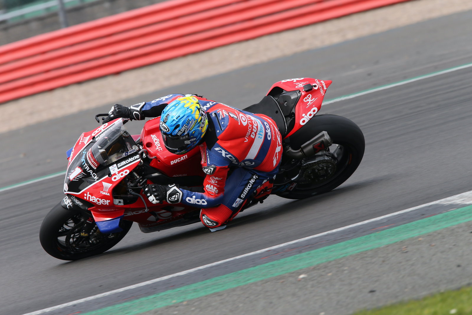 Iddon tops day-two of British Superbike pre-season testing at Snetterton